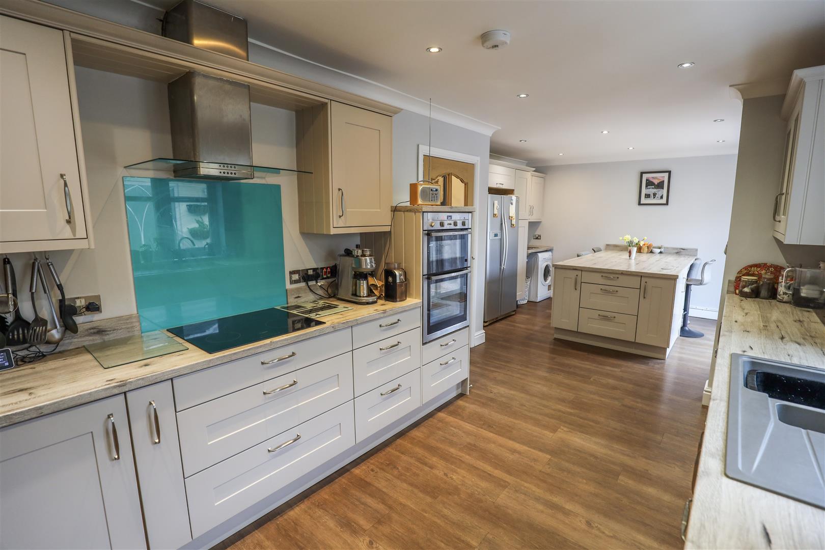 Swn-Y-Nant, Tyle House Close, Llanmaes, Nr Llantwit Major, CF61 2XZ